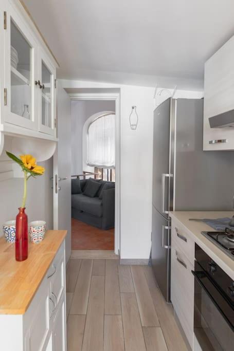 Penthouse With Jacuzzi On Private Terrace In Trastevere Roma Exterior foto